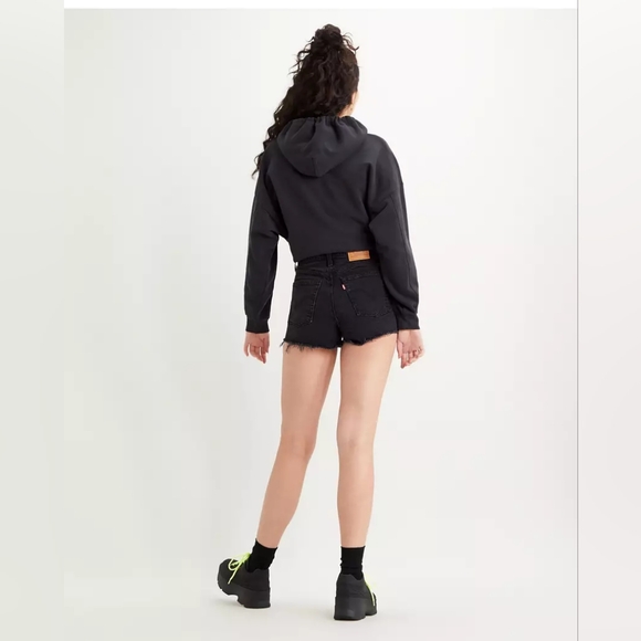 Levi's Ribcage Shorts - Picture 9 of 9